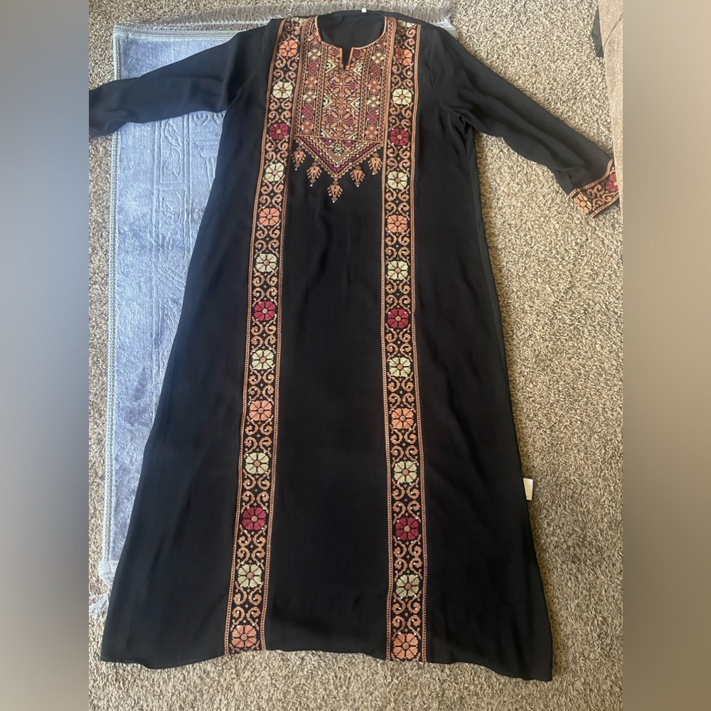 Palestinian embroidered abaya/thobe